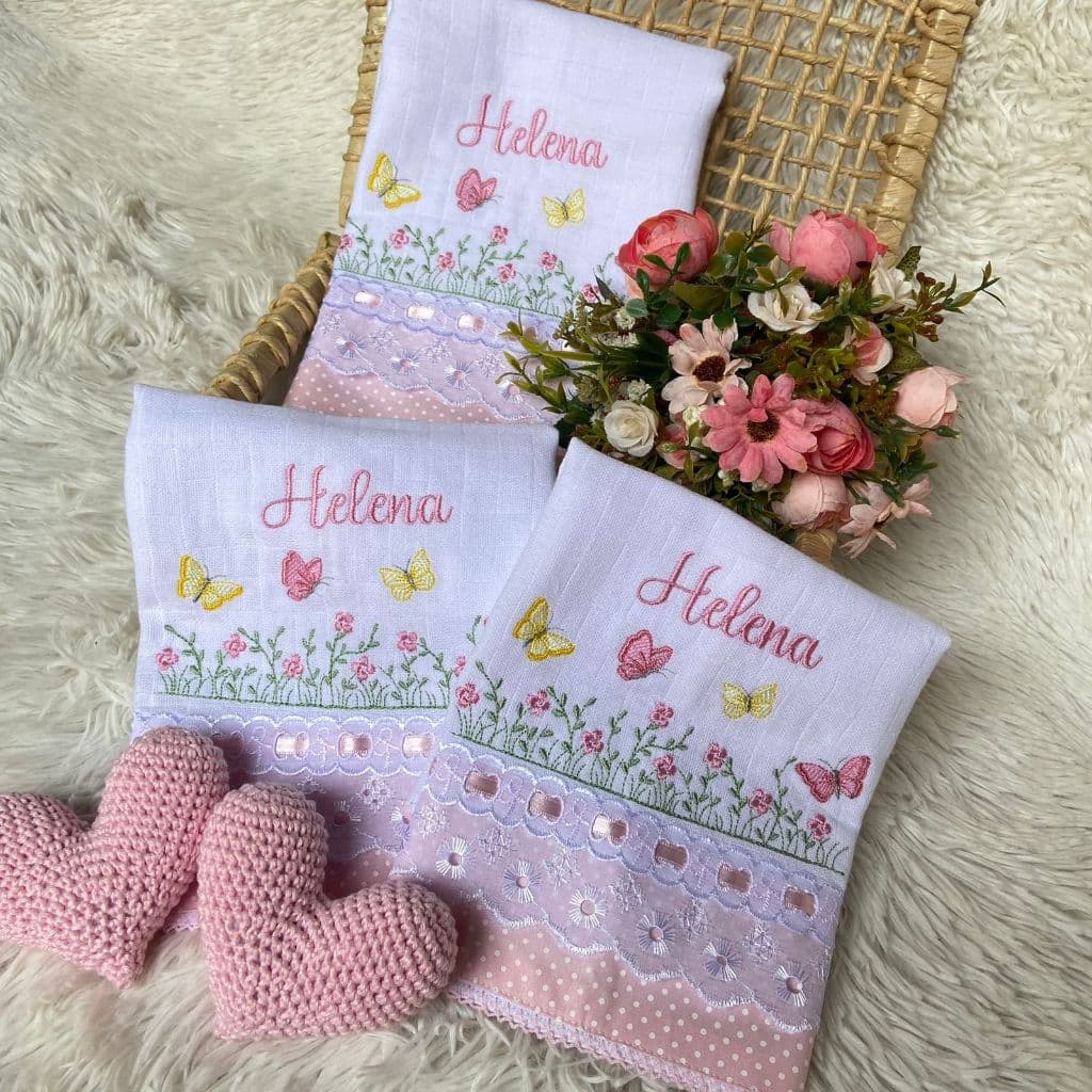 Kit 2 fraldas de boca e 1 fralda de ombro bordada personalizada