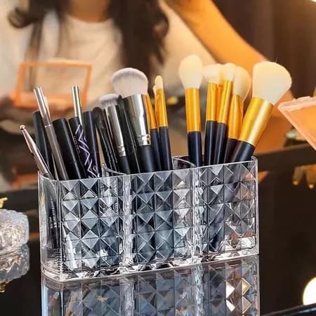Porta Pincéis Diamante de Maquiagem em Acrílico - Organizador Transparente para Cosméticos e Acessórios