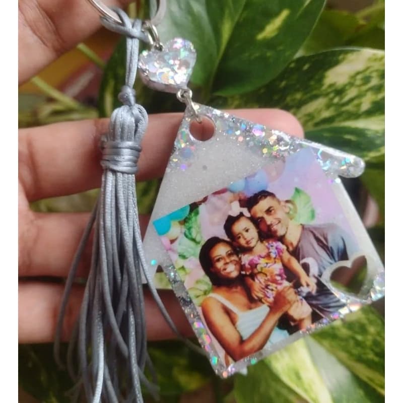Chaveiro Casa de resina com ou sem foto [casinha, chave de casa, lar, home, família] "Lar não é onde, é quem"