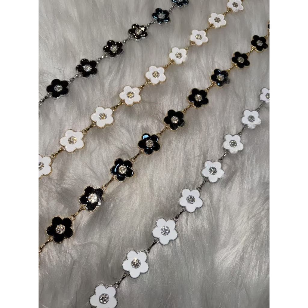 Cinto de metal com flores elegante e versátil para mulheres, adequado para vestidos e corrente de decoração de cintura