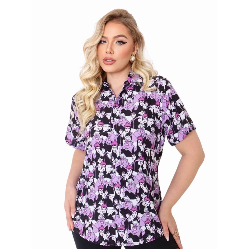 Camisa Blusa Social de Botões Manga Curta Feminina Estampada Vilãs Disney Roxa