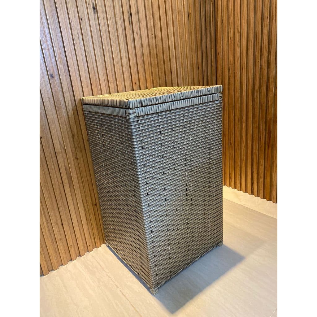 Cesto de Roupa em Fibra Sintética 125 litros 40x40x80 com RODINHAS