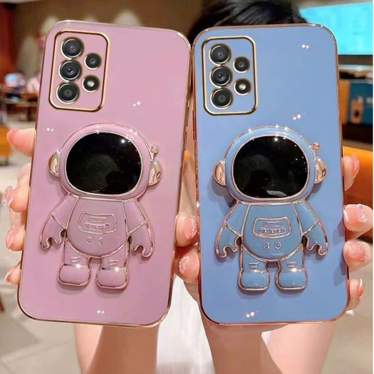 Capinha de Celular Luxuosa com Suporte Astronauta Samsung A10/A12/A13/A22/A23/A30S/A32/A50/A70/A71