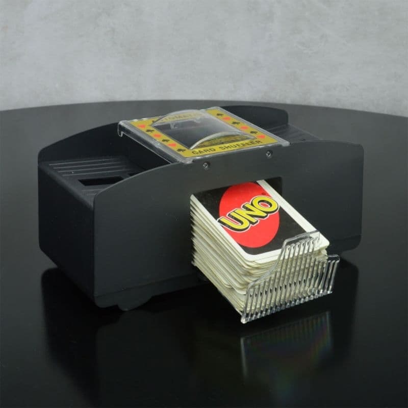 Embaralhador Misturador De Cartas Baralho Automático Jogo Truco Uno 2 Decks Funciona Com Pilhas