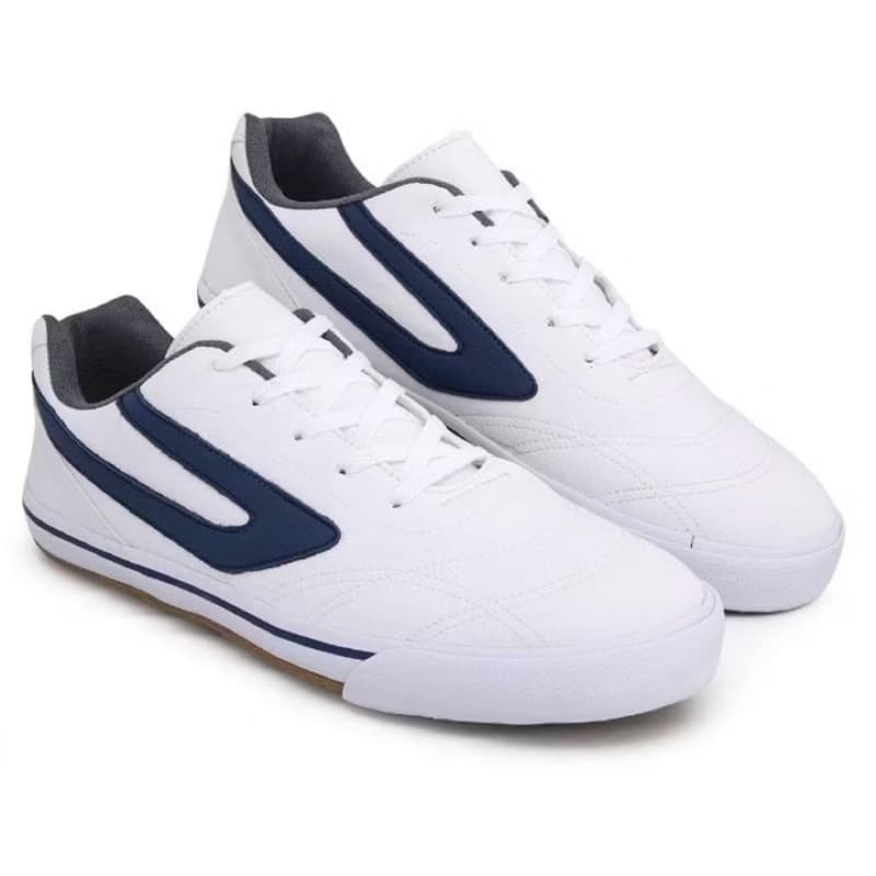 Tênis futsal original com solado antiderrapante e envio imediato.
