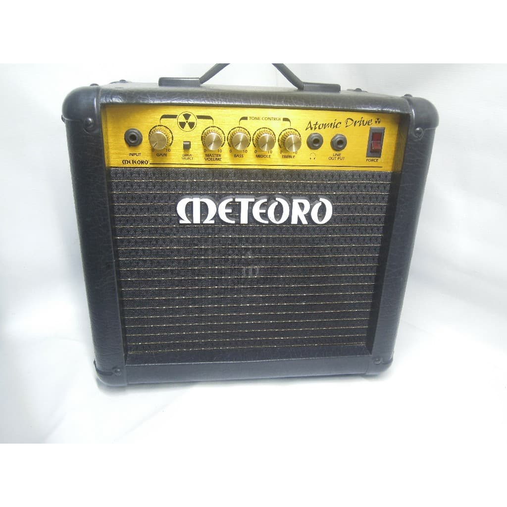 amplificador de guitarra cubo meteoro usado funcionando perfeitamente