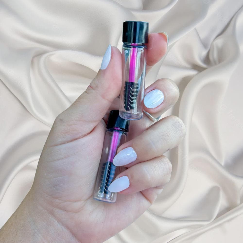 Kit 10 Mini Frasco Escovinha para Cílios e Sobrancelhas Mimo Cliente Kit Lash Desinger Tubo Rímel
