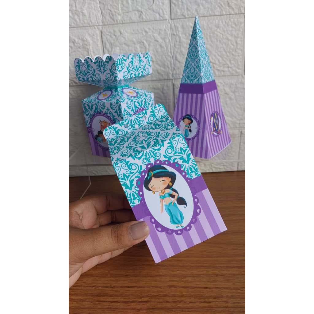 Kit Jasmin Aladin Caixa Milk, Meia Bala e Cone Pirâmide Modelo Exclusivo Pegue e Monte Festa Fácil