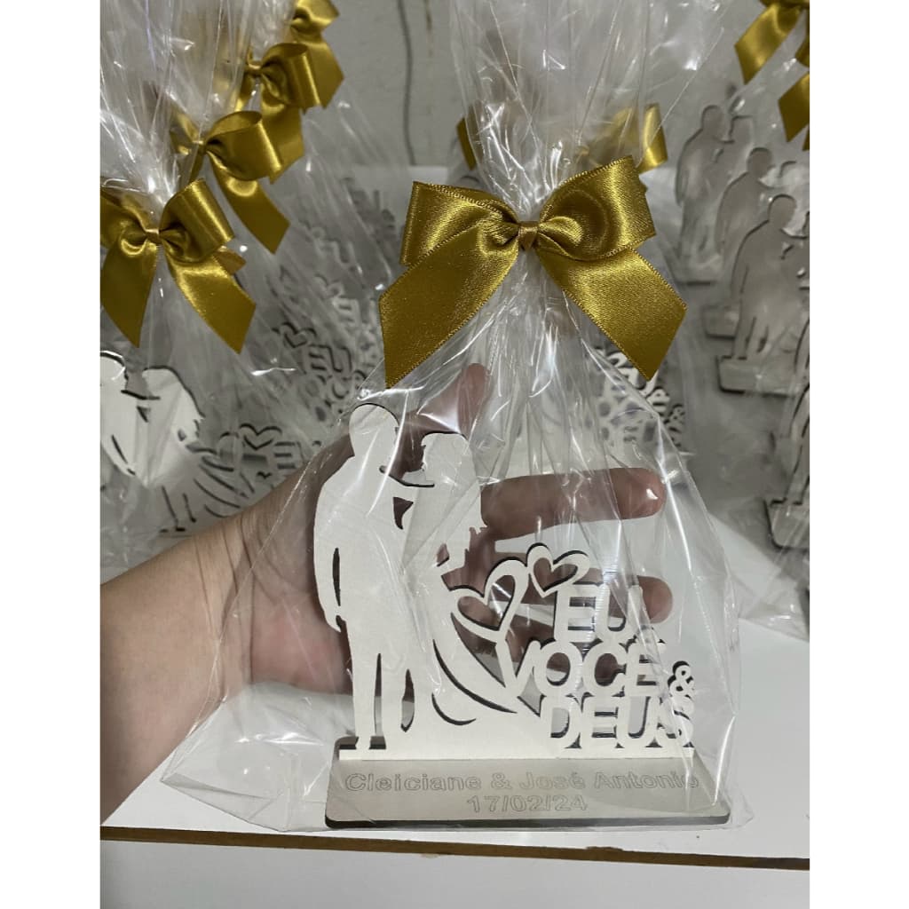 Lembrancinha de casamento noivos mdf branco