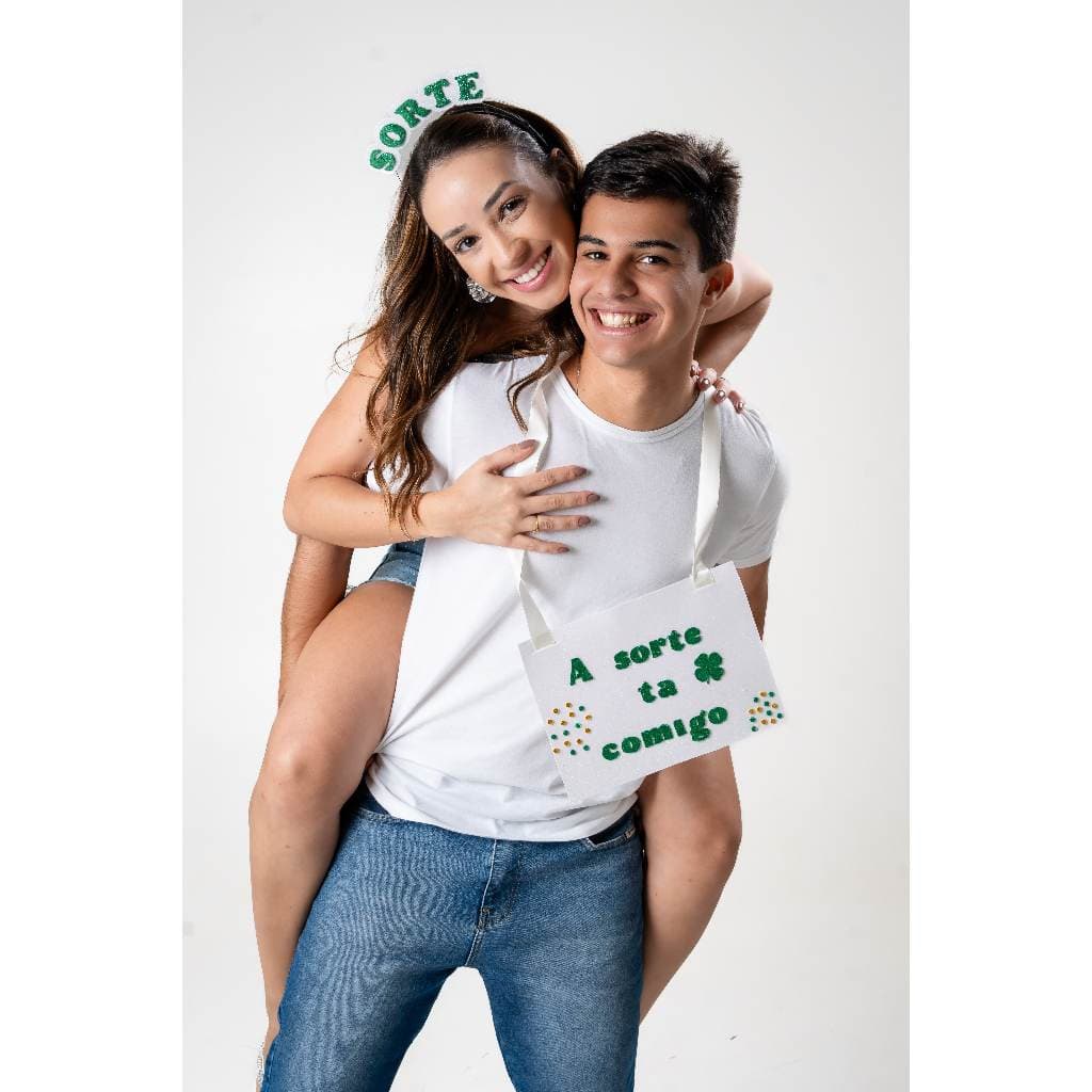 Tiara + plaquinha sorte casal carnaval