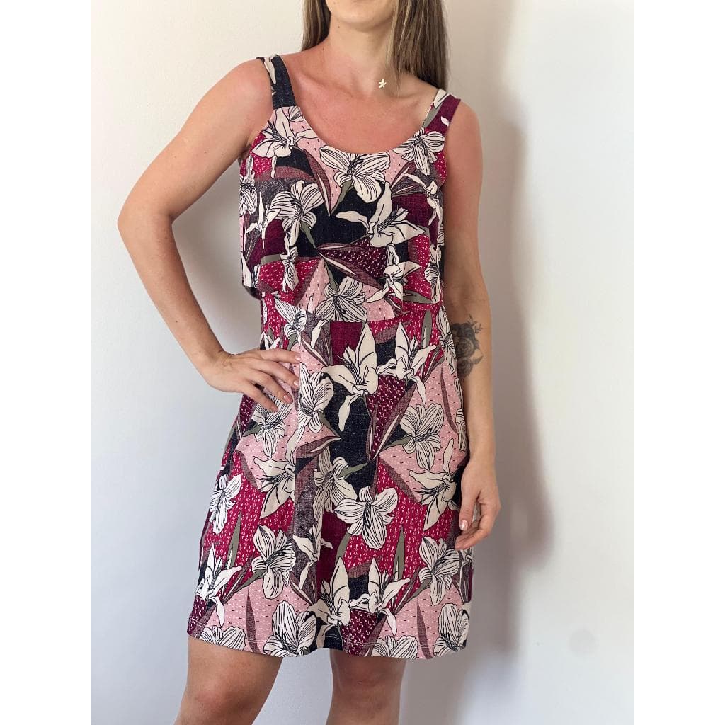 Vestido Slin  Alça Babado no Busto Em Liganete Malha Fria Envio 12 a 24 h