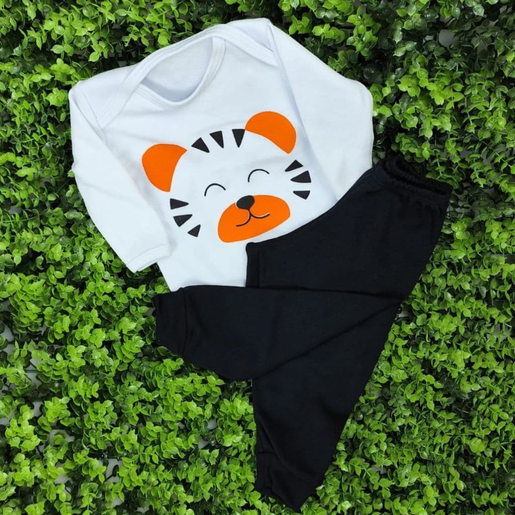 Body Infantil Manga Longa e Calça Mijão 100% Suedine