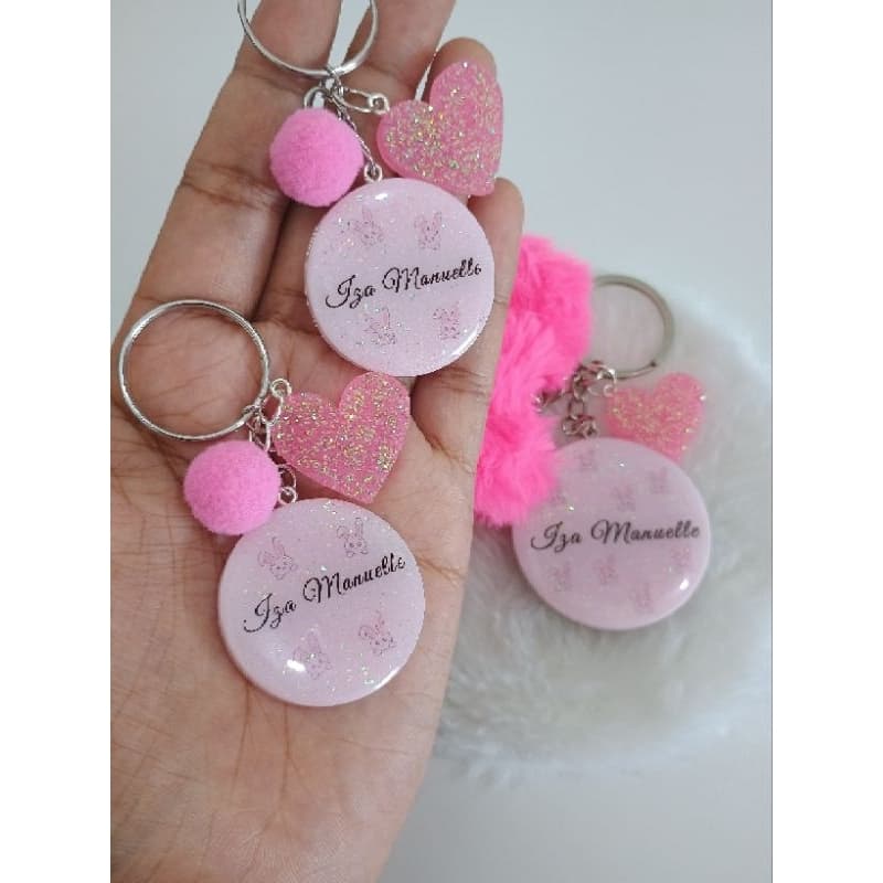 kit chaveiros 3 de identificação pompom e nome (mochila, lancheira na creche ou escola)