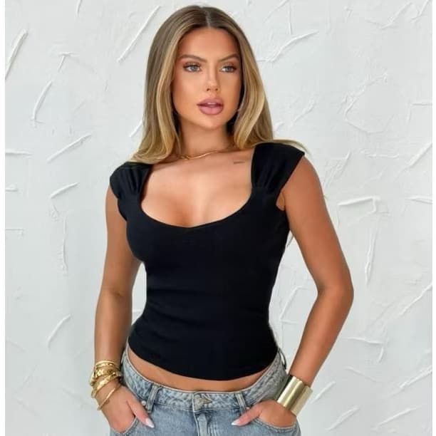 Blusa Feminina Regata Alça Larga Plissada Ribana Canelada Básica e Elegante Blusinha Decote Quadrado