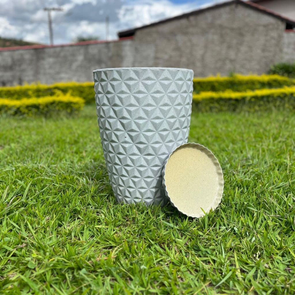 Vaso Decorativo De Planta Em Polietileno Coluna Redonda Diamante N3 C/ Prato