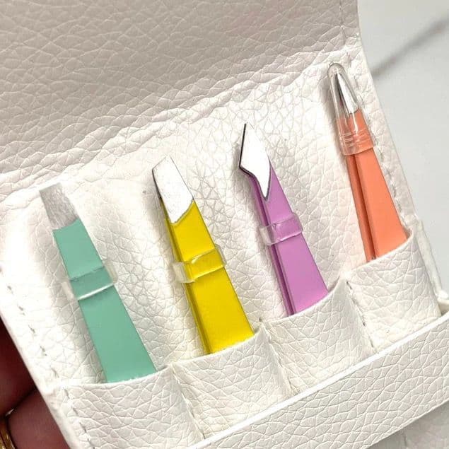 Pinças Para Design Sobrancelha Profissional Com Estojo Kit com 4 Pinças Profissionais