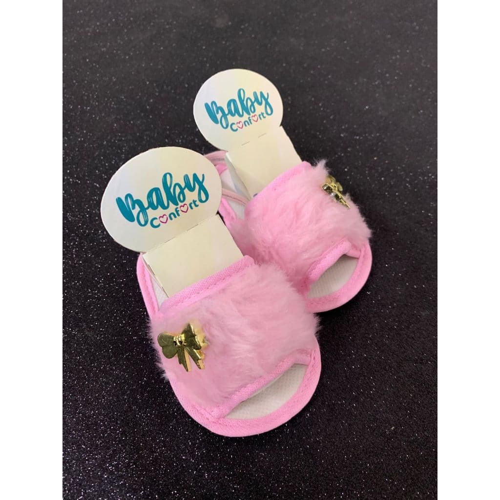 Sapatinho de bebê recém nascido - Pantufinha Rosa bebê pelúcia c/ Lacinho dourado