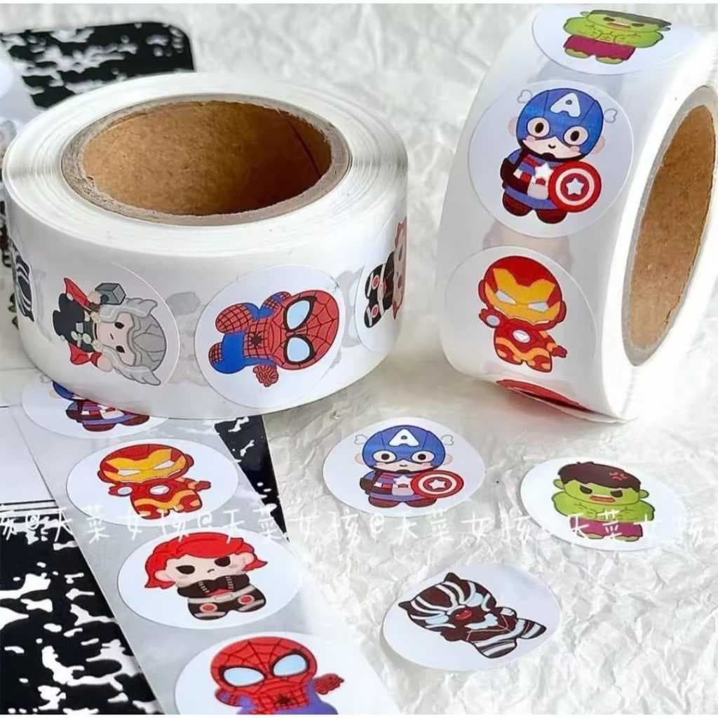 Rolo 500 Adesivos Marvel Vingadores Decorativo 1,5cm