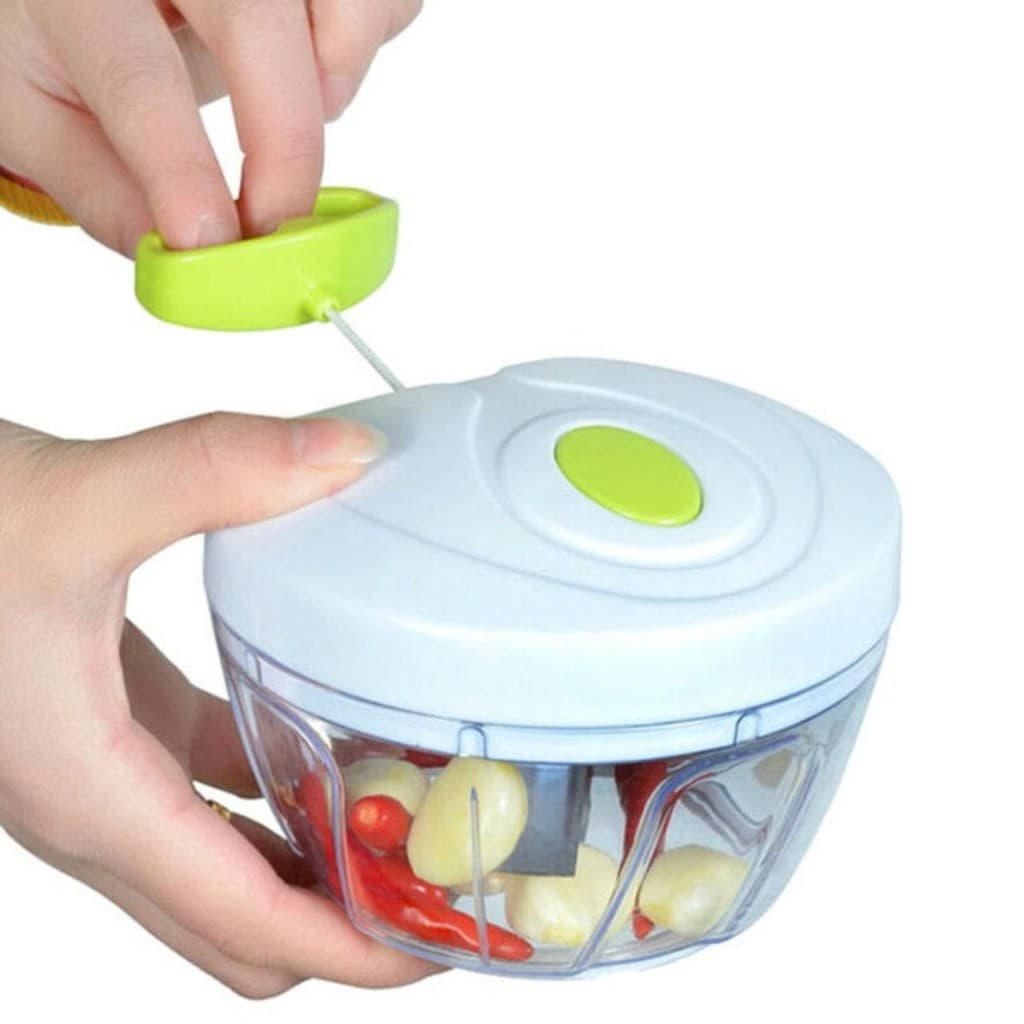 Mini processador manual de alimentos. Triturador, picador e cortador de temperos, ervas, legumes, carnes e vegetail