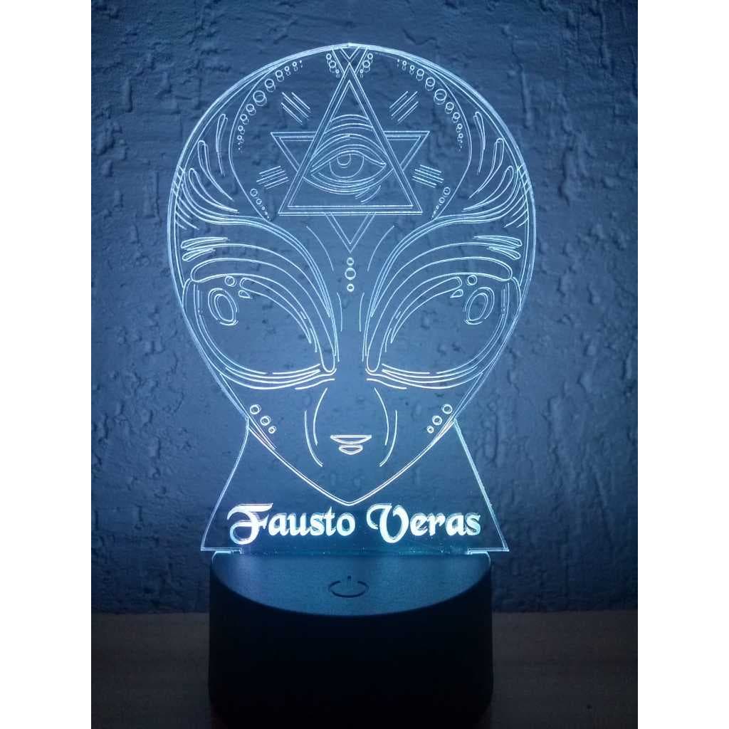 Luminária de mesa Alien ET Alienígena 16 cores USB e controle remoto