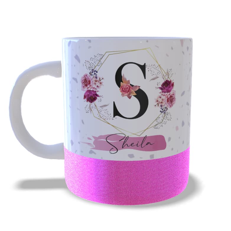 caneca branca 325ml com base de glitter rosa ou roxa personalizada com inicial e nome