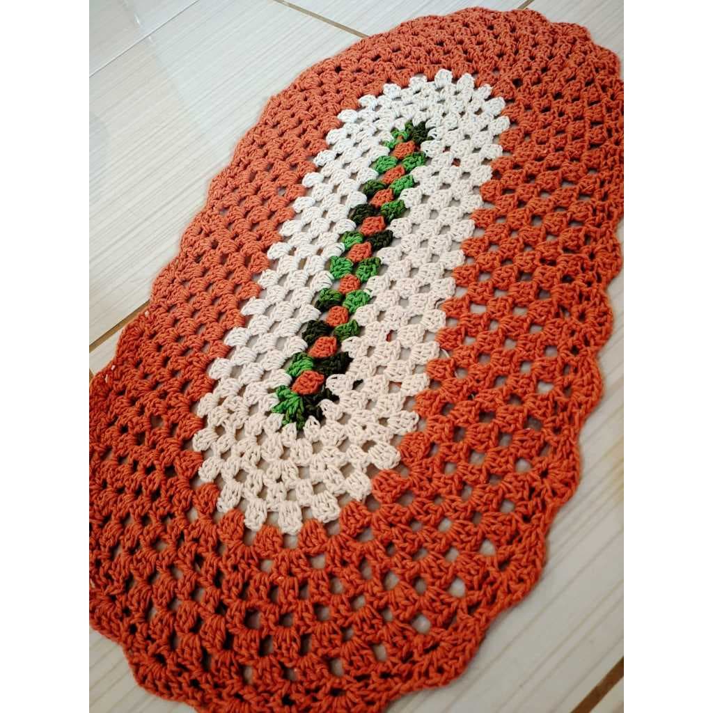 Tapete Sara - Tapete de Crochê - Tapete de porta - Tapete Oval - Decoração de casa - Enxoval - Revenda