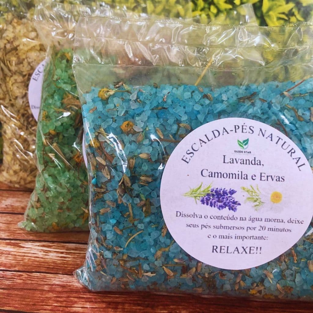 ESCALDA PÉS NATURAL 500g: Cuide dos seus pés com ingredientes puros.