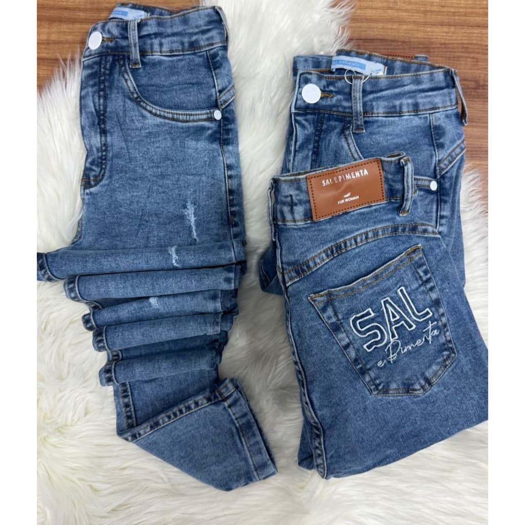 Calça Jeans Feminina Skinny Sal e Pimenta com elastano super premium