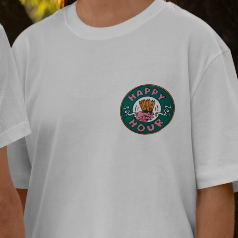 Camiseta Happy Hour 420 T-shirt Streetwear