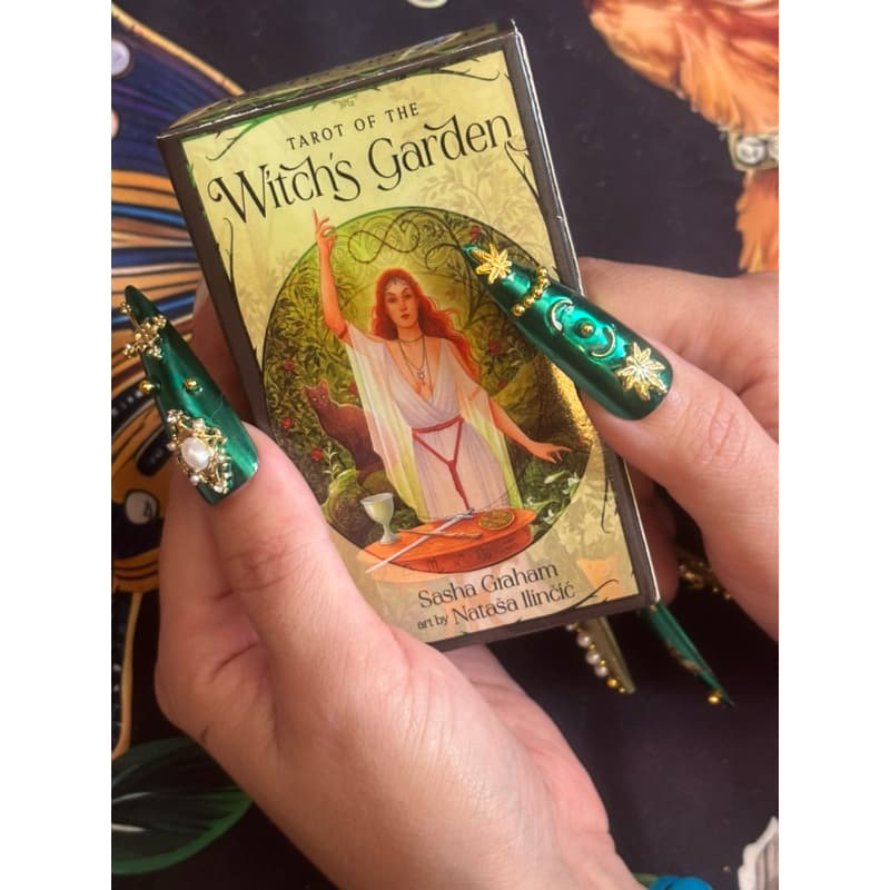Tarot of the Witch’s Garden