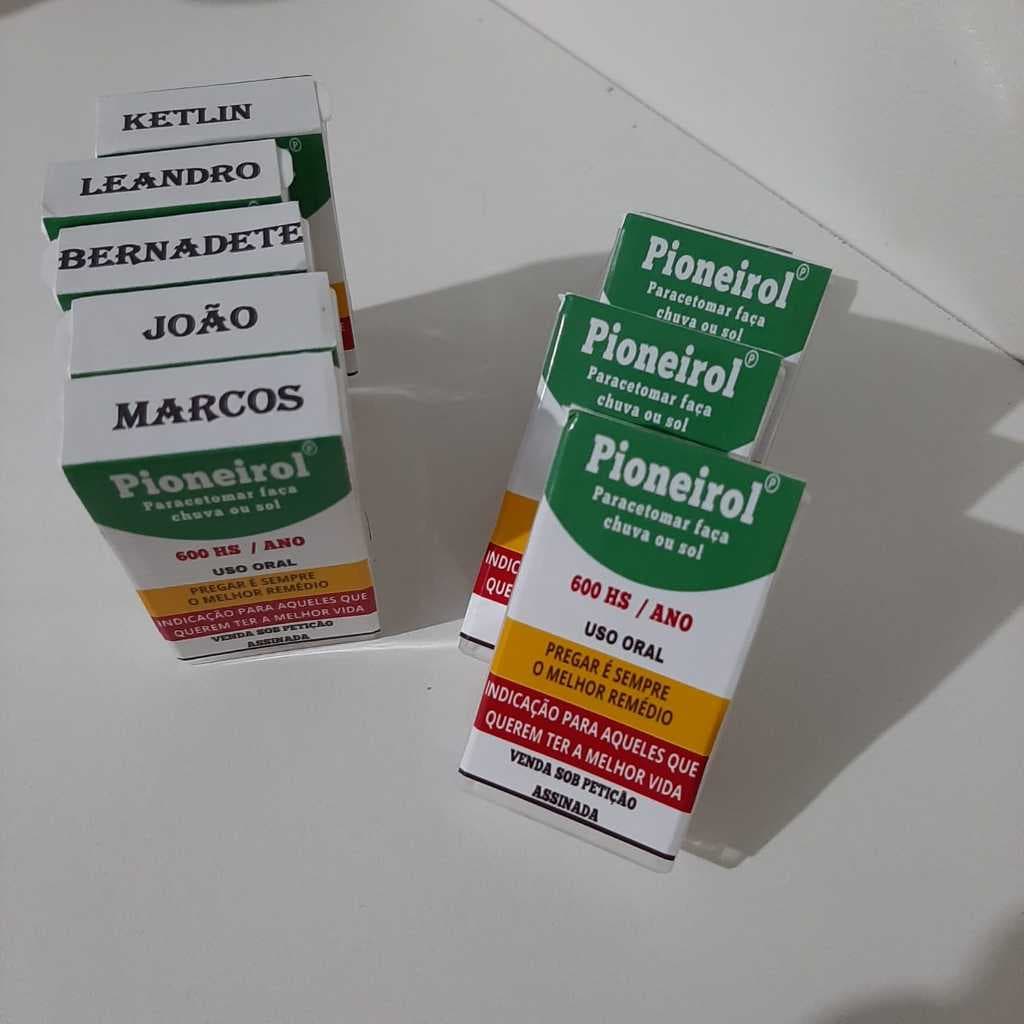 ADESIVO PIONEIROL TIC TAC ADESIVO COLANTE EM PAPEL FOTOGRAFICO