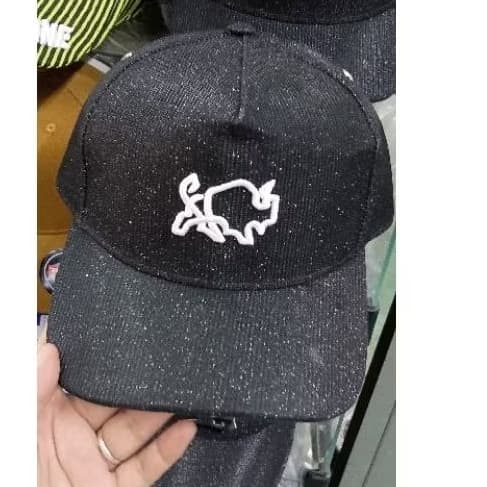 Boné Brilhante Brilhoso Aba Curva