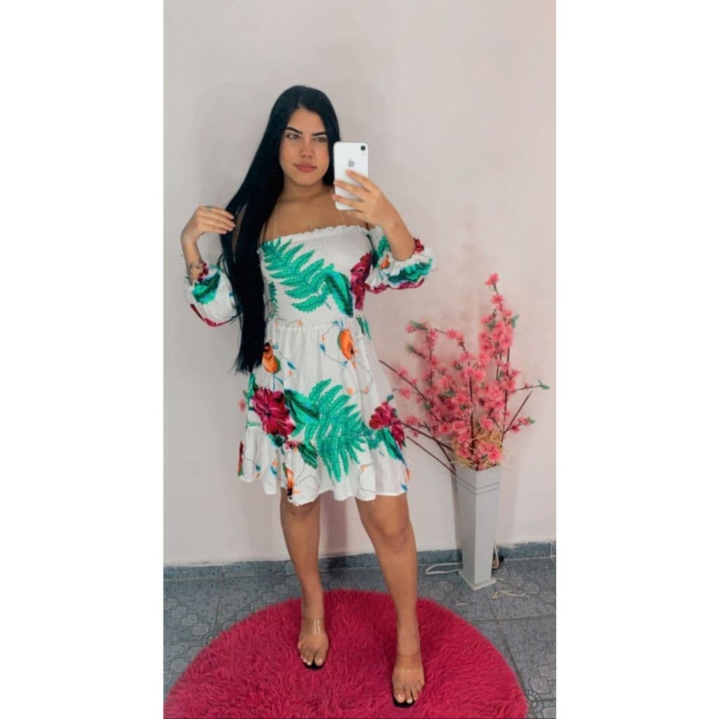 vestido curto floral