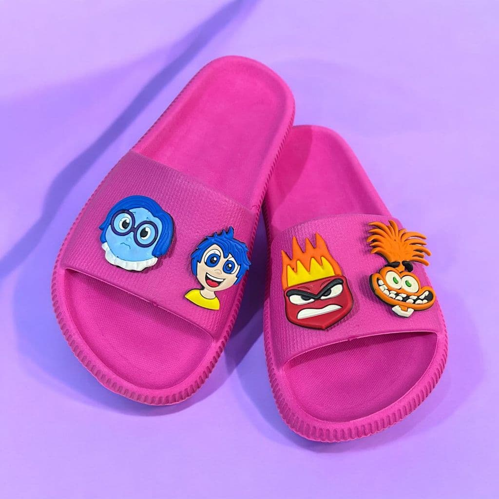 Chinelo Nuvem De Emoções Confortável Antiderrapante Flexível Macio Personagens Adulto Infantil Unissex