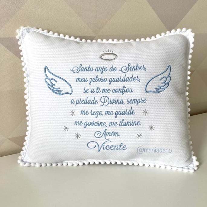 Almofada Infantil Santo Anjo 25x30cm Bordada Personalizada - Decoração Quarto Bebê