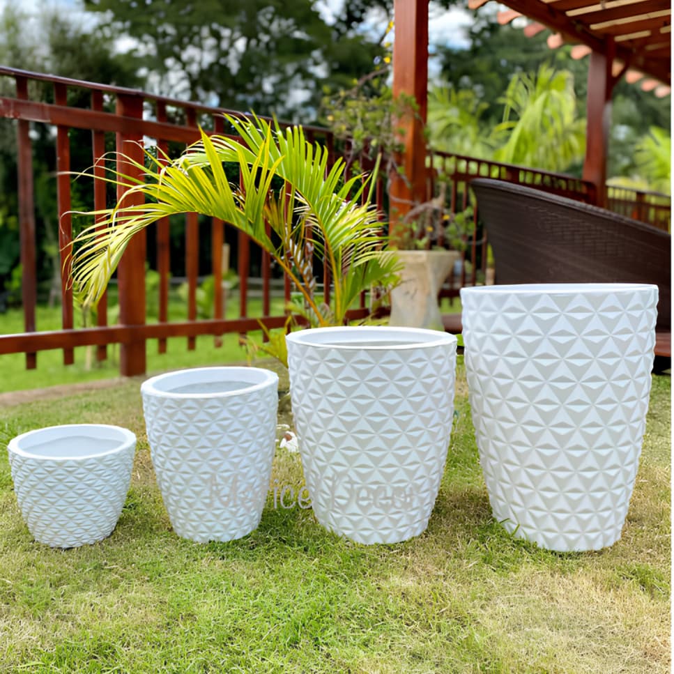 Kit Conjunto 4 Vasos Para Plantas Flores Grandes Decorativo P+M+G+GG Diamante em Polietileno