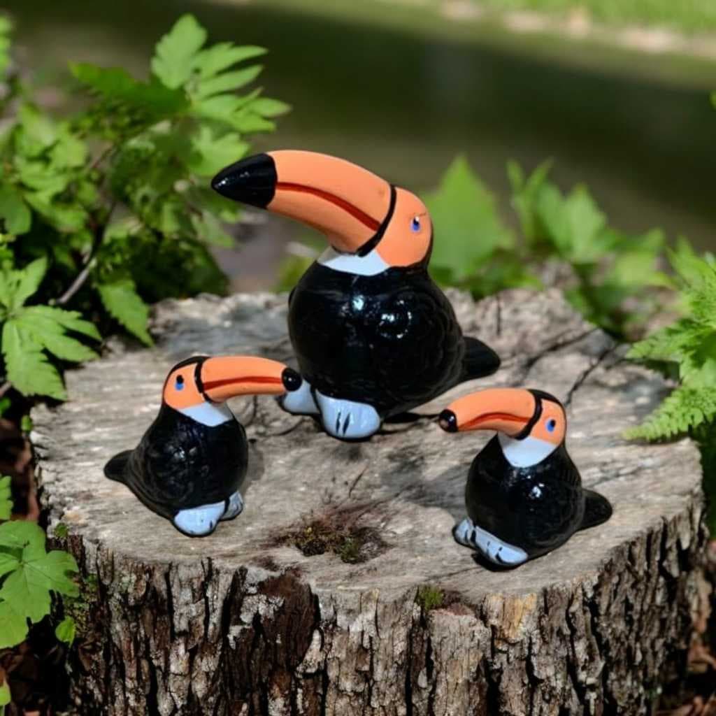 Trio de Tucano Miniatura Porcelana Passarinho Decoração Enfeite Casa Jardim