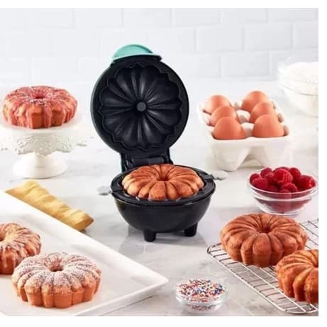 Máquina De Fazer Bolo Fácil  Portátil Cake Maker 110v e 220v