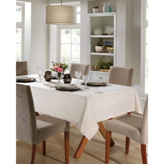 Toalha de Mesa Lumina  8 Lugares Dohler luxo com fios dourados