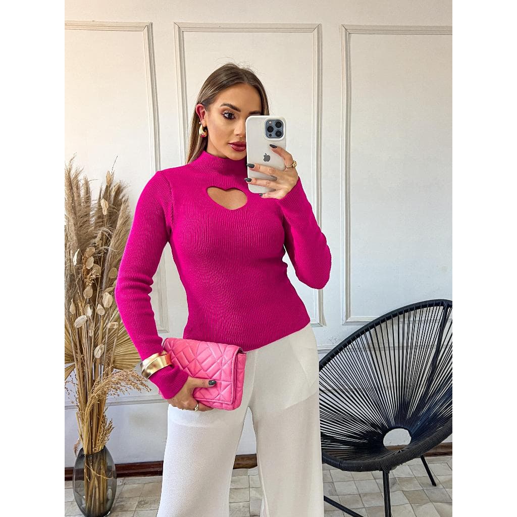 Blusa De Frio Cacharrel Feminina Gola Alta Tricot Modal Com Decote Coração