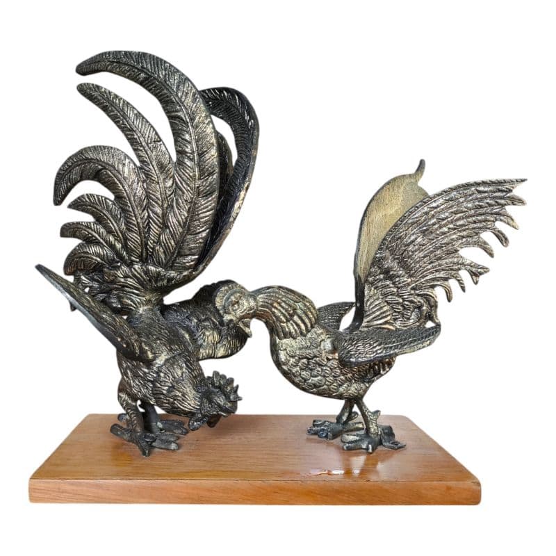 Par de Esculturas de Galos em Bronze com Base de Madeira