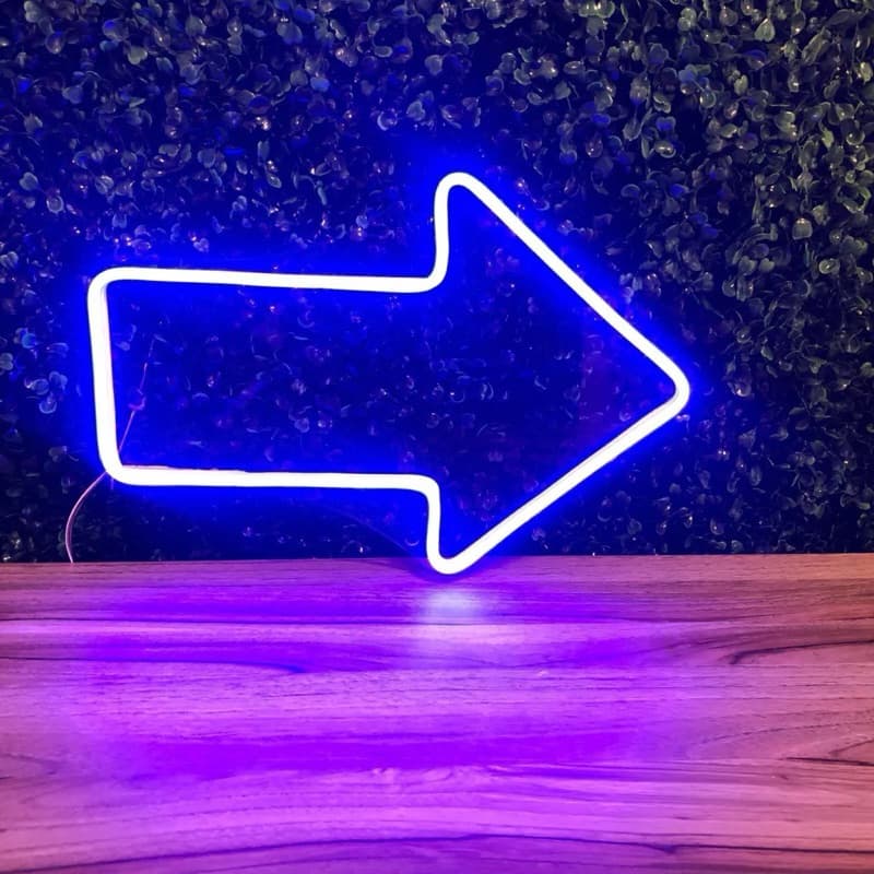 Luminária Neon Led Seta  Dentista Salão Feminino Masculino Decoração acompanha fonte bivolt e cabo de 2m