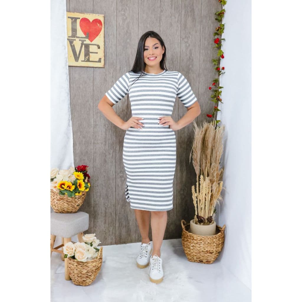 Vestido Midi Listrado Feminino Malha Canelada com Fendas Laterais Duplas Estilo Confortável