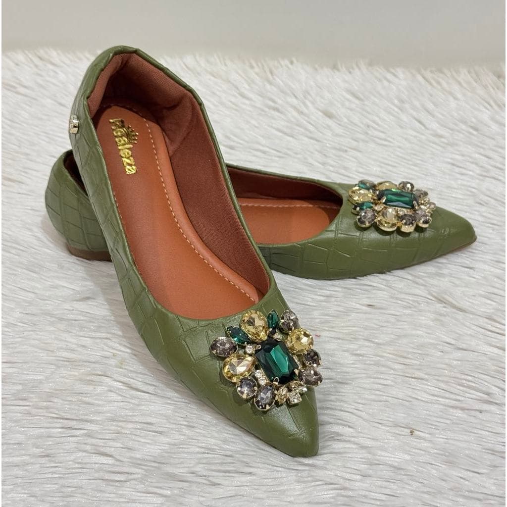 Sapatilha Feminina Bico Alongada Pedraria Croco Verde Musgo