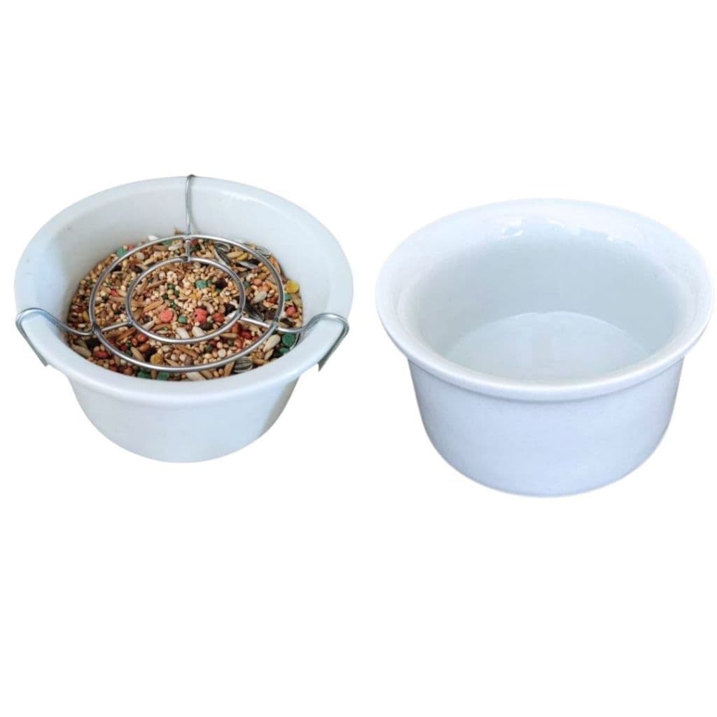 Kit Com 1 Comedouro E 1 Bebedouro Em Porcelana De 650ml para Aves