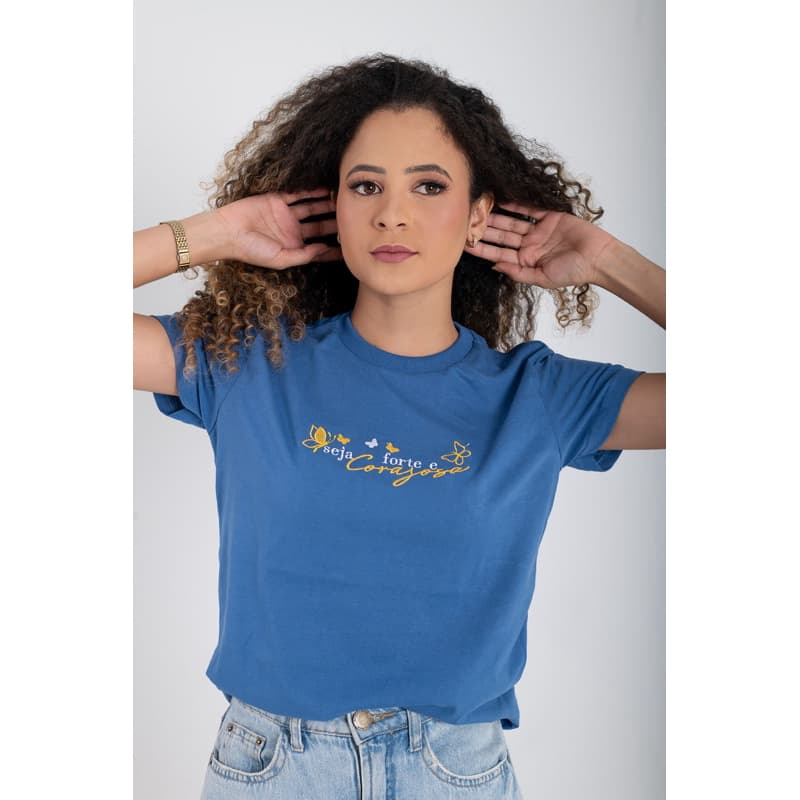 Camiseta Bordada Feminina em Algodão , Moda Cristã – Estilo Elegante e Natural