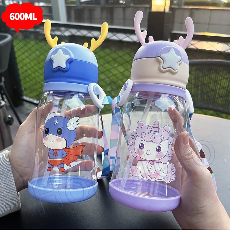 Garrafa De Alce Água Infantil Criança Portátil Com Canudo Desenho Fantasia Para Meninas ou Meninos 600ml