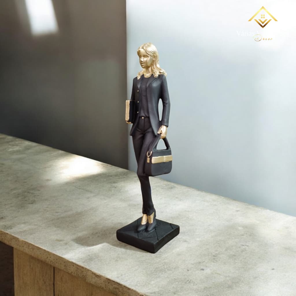 Escultura Decorativa Profissões Engenheira Mulher Enfeite Decorativo Pintura Impecável