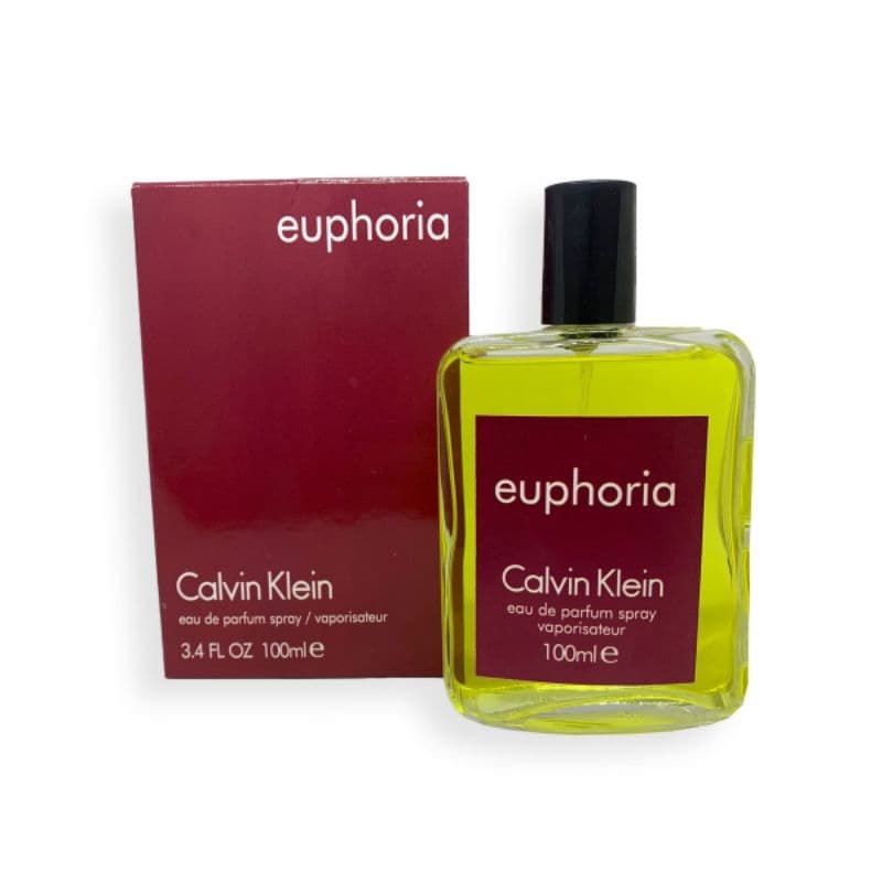 Perfume feminino importado  100ml a base de óleo amadeirado sensual bom custo benefício