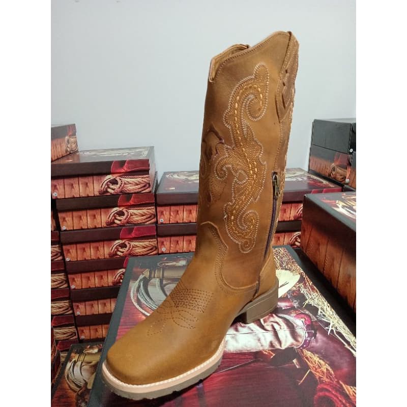 Bota Texana Candieiros Feminina Bordada Caramelo Cano Longo